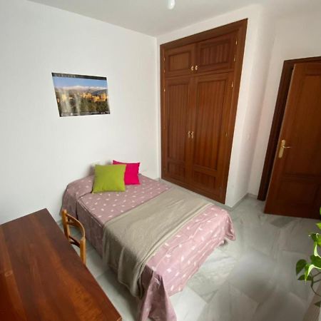 Pati Perro Apartment Granada Bagian luar foto